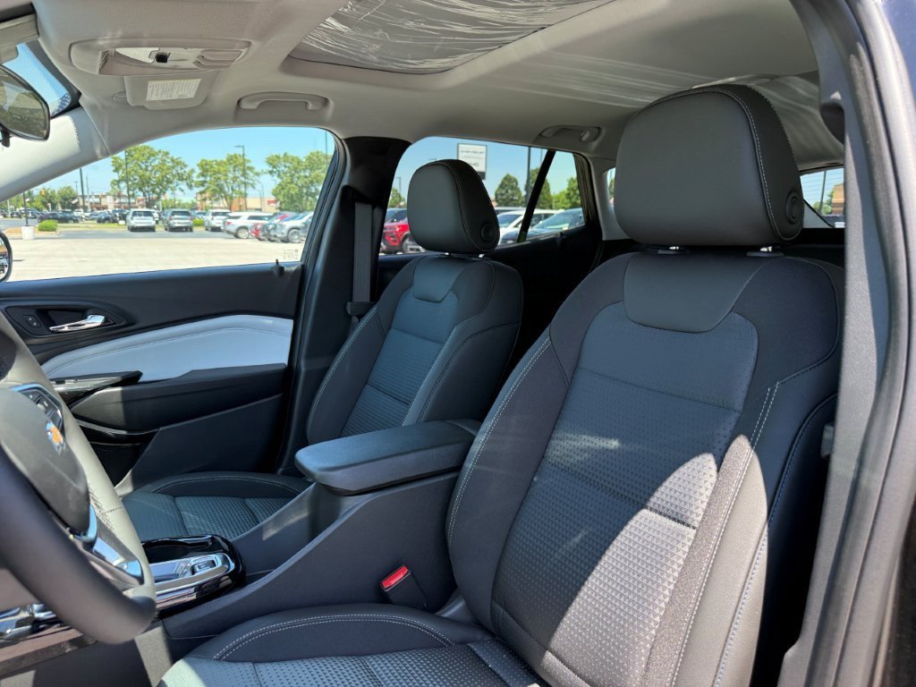 2026 Chevrolet Trax LT - Photo 12