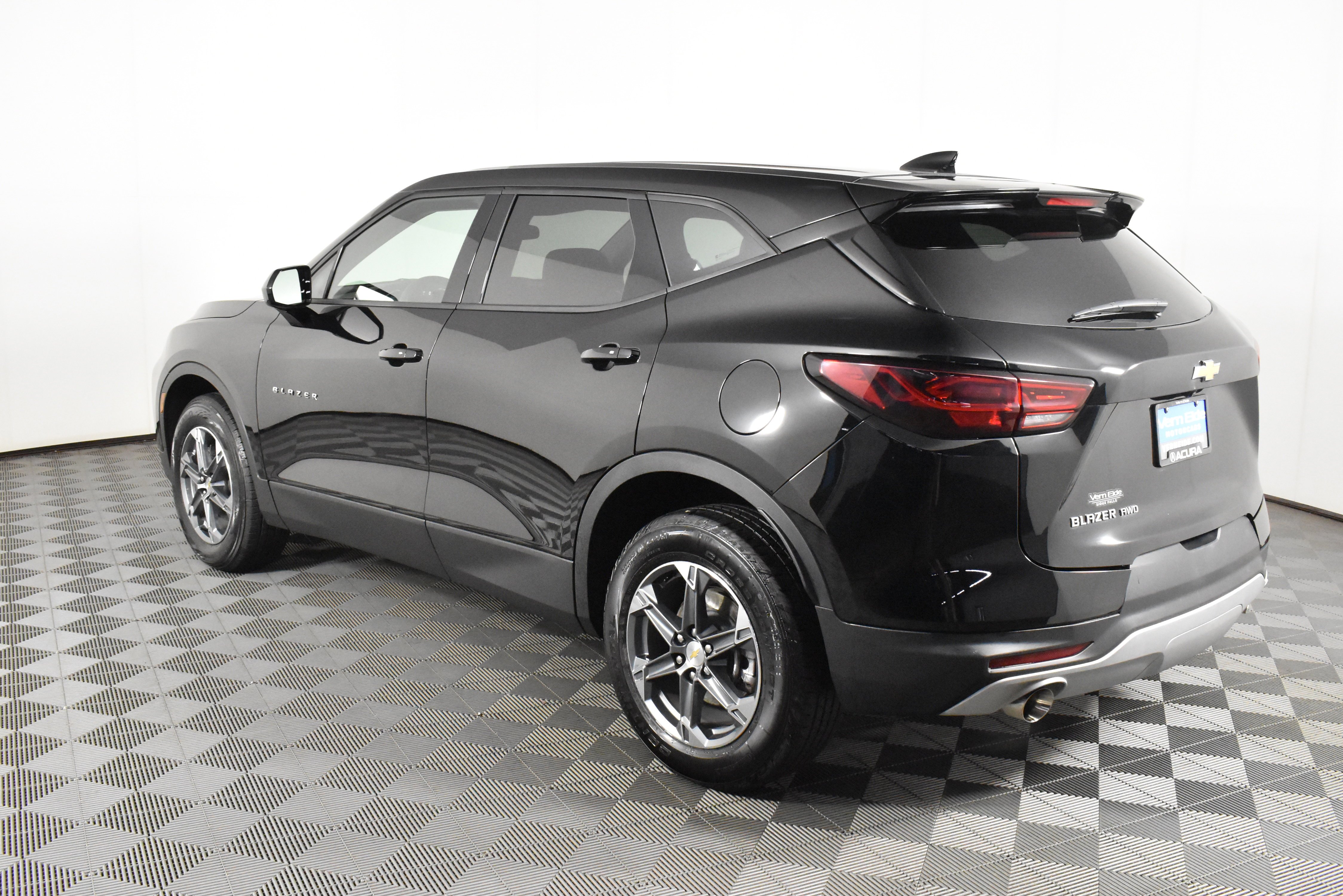 2025 Chevrolet Blazer 2LT - Photo 8
