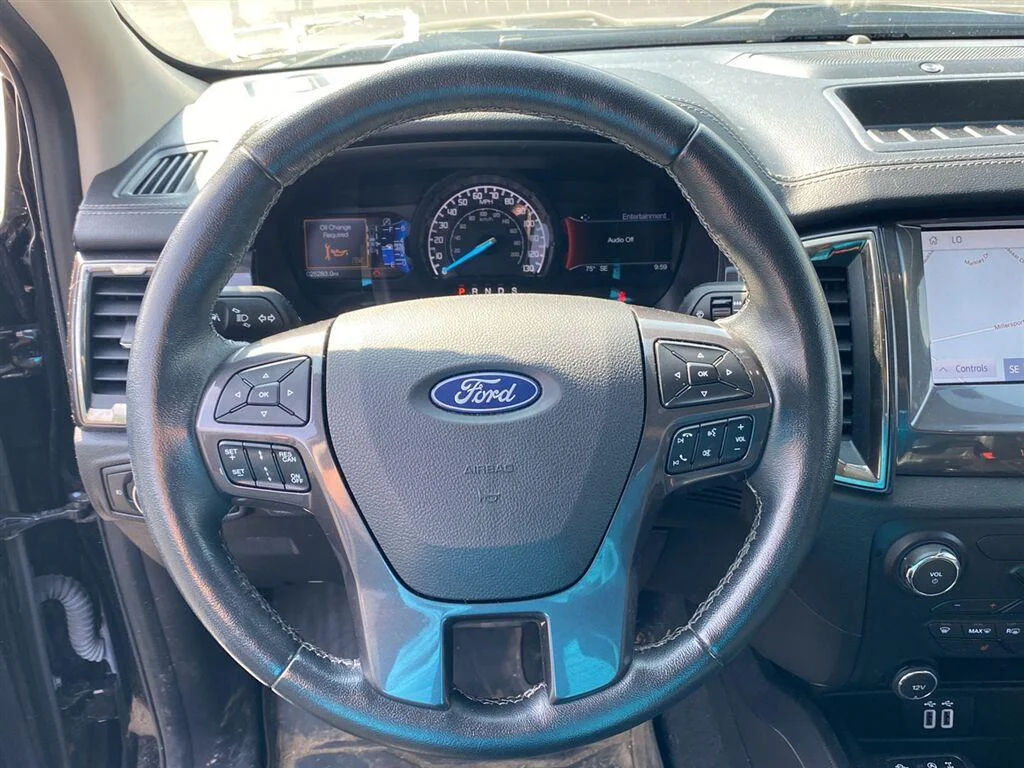 Used 2020 Shadow Black Ford LARIAT image 17