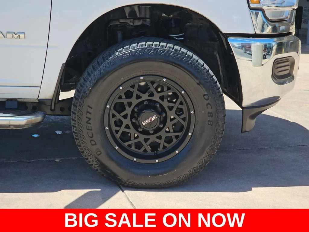 Used 2021 White Ram Big Horn image 37