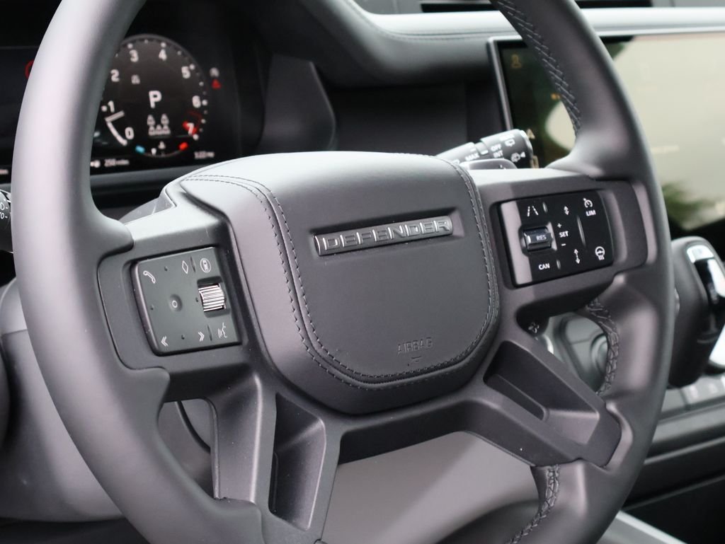 New 2026 Santorini Black Land Rover V8 image 17