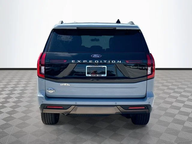 New 2026 Gray Ford King Ranch image 5