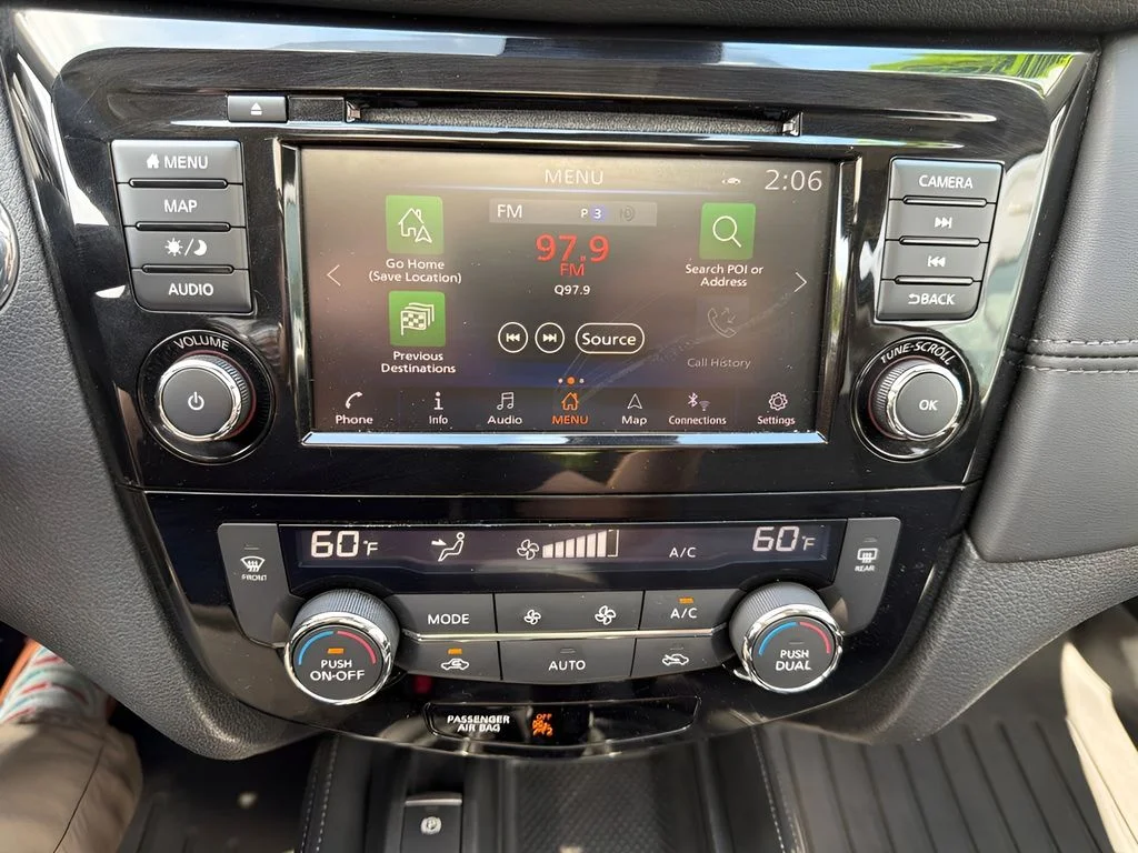 Used 2019 Black Nissan SL image 16