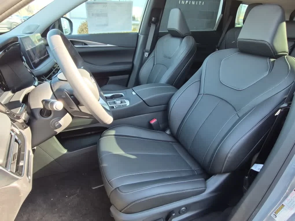 2026 INFINITI QX60 LUXE - Photo 12