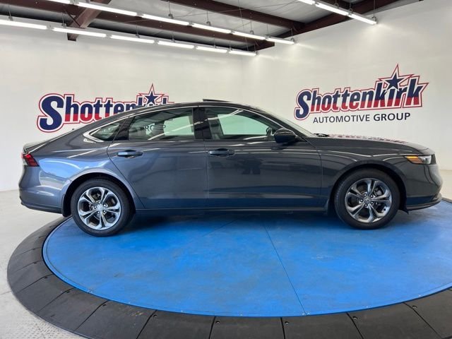 Used 2024 Gray Honda EX image 22