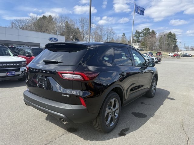 New 2026 Agate Black Metallic Ford ST-Line Select image 6