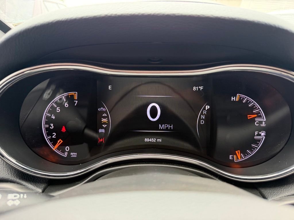 Used 2021 White Jeep Laredo X image 12