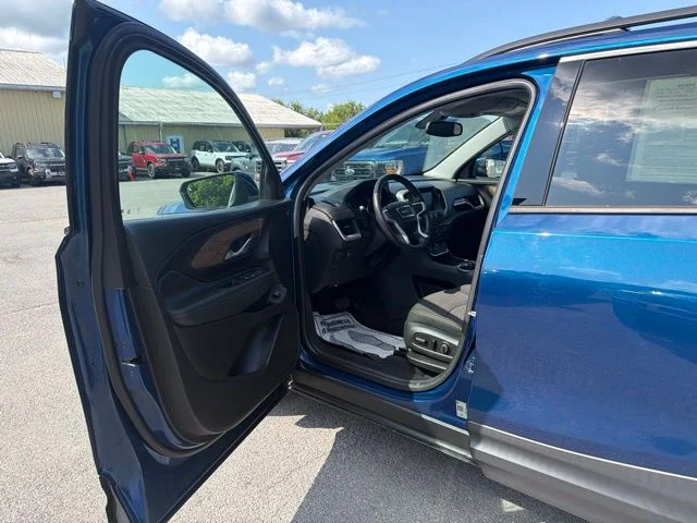 Used 2019 Blue GMC SLE image 18