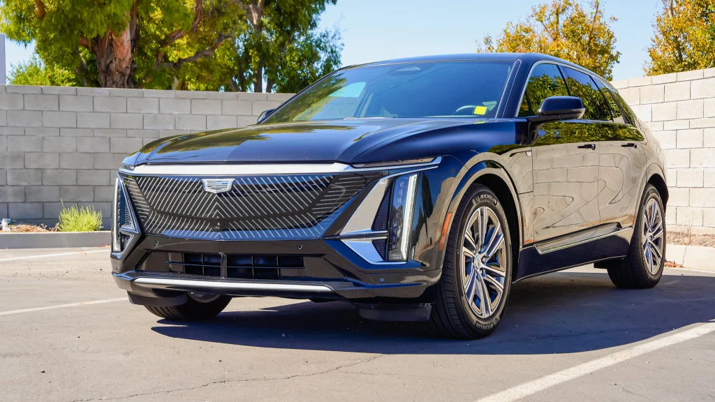 Certified 2024 Cadillac LYRIQ Luxury 3 with VIN 1GYKPSRK7RZ125990 for sale in Santa Clarita, CA