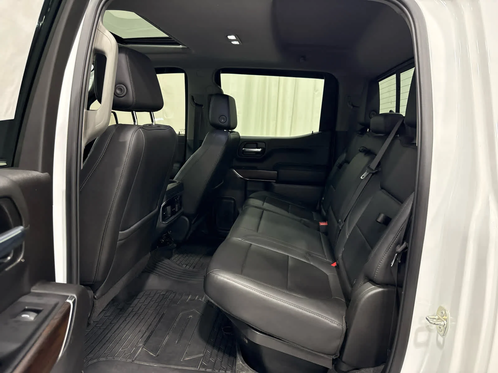 Certified Used 2019 SUMMIT WHITE GMC SLT image 10