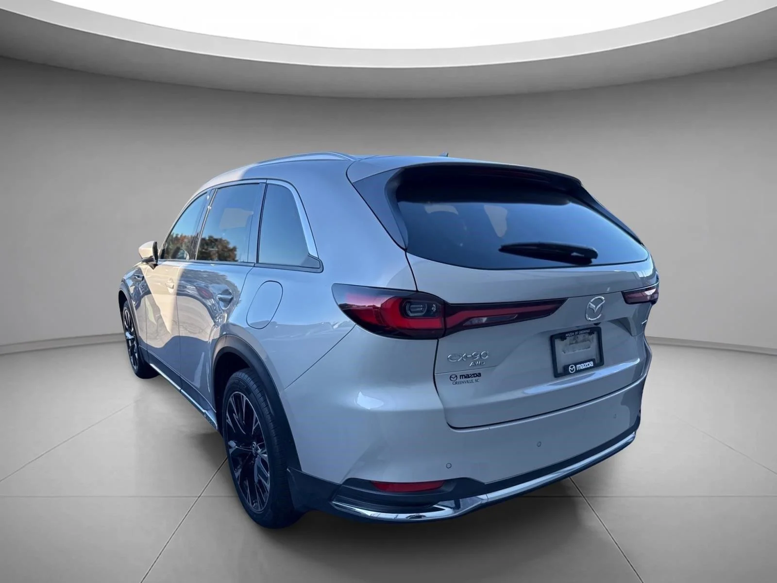 Used 2024 Platinum Quartz Mazda Premium Plus image 9
