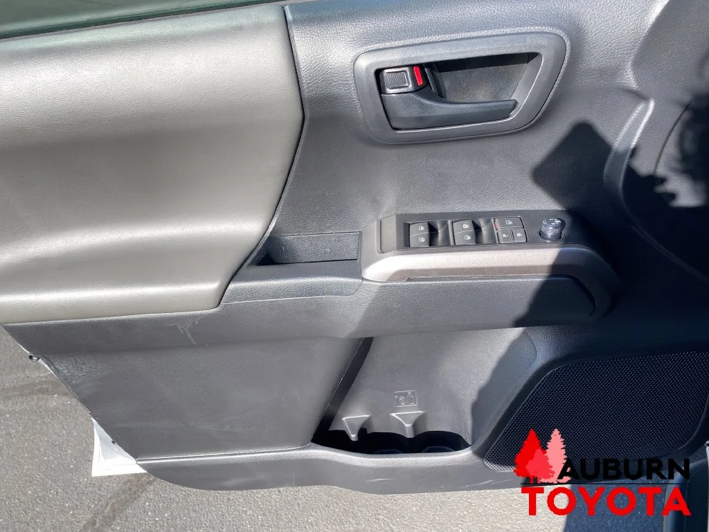 Used 2022 Celestial Silver Metallic Toyota SR5 image 9
