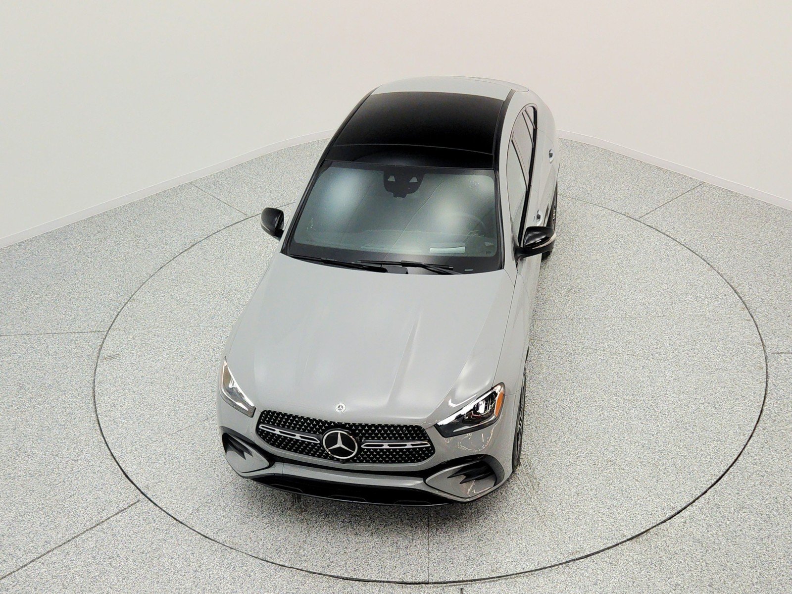 New 2026 MANUFAKTUR Alpine Grey Mercedes-Benz GLE 450 4MATIC® Coupe image 17