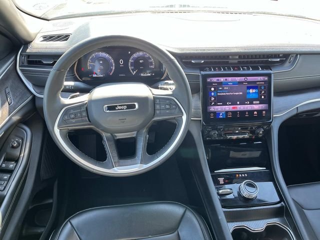 Used 2025 Gray Jeep Limited image 12