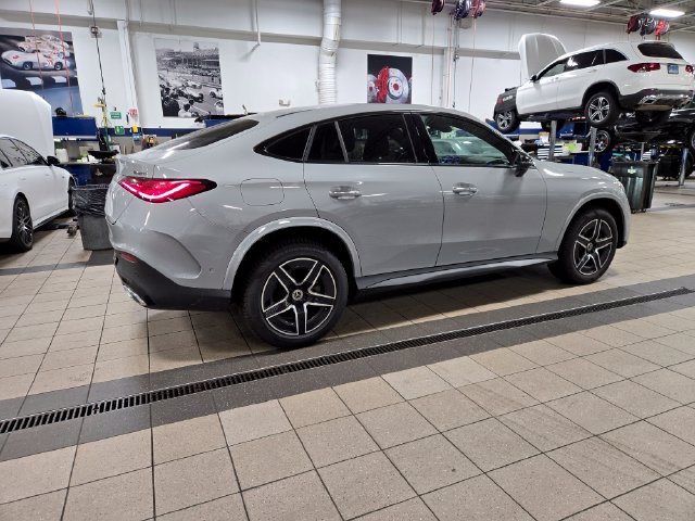 Certified Used 2025  Mercedes-Benz GLC 300 Coupe image 2
