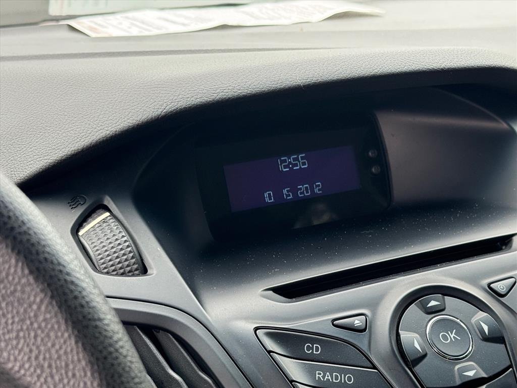 Used 2012 INGOT SILVER METALLIC Ford S image 21