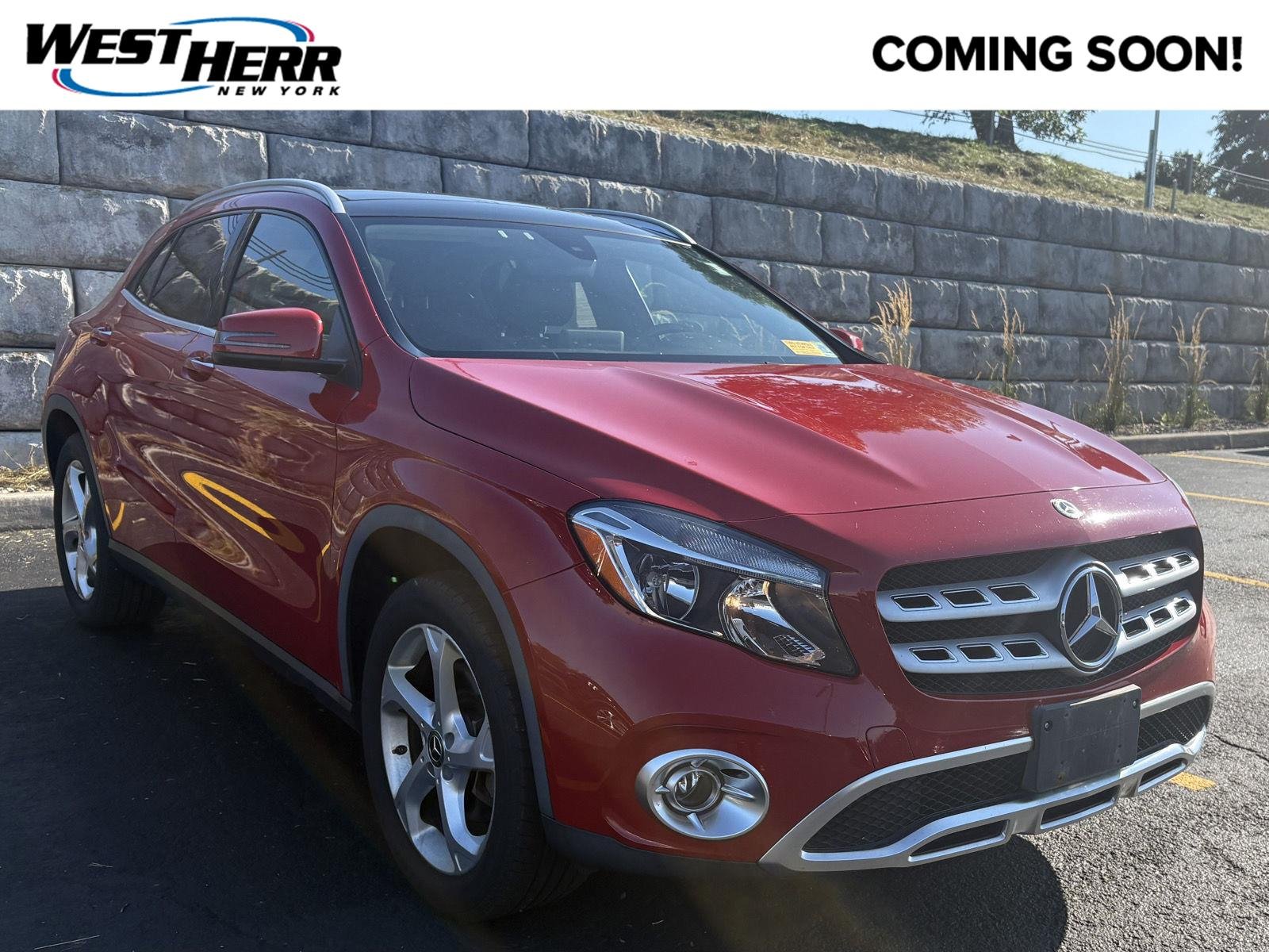 Used 2019 Jupiter Red Mercedes-Benz GLA 250 image 1