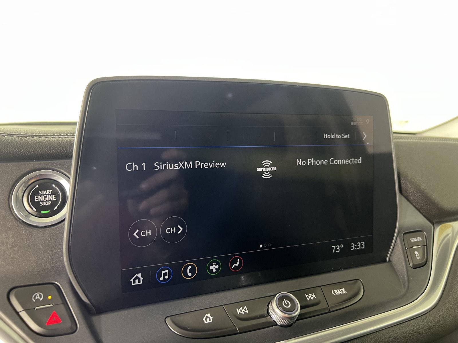 Used 2024 Summit White Chevrolet LT image 25