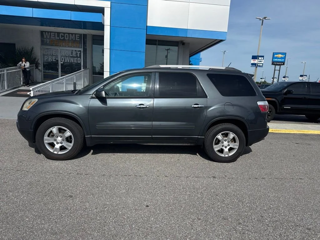 2011 GMC Acadia FWD SLE's photo