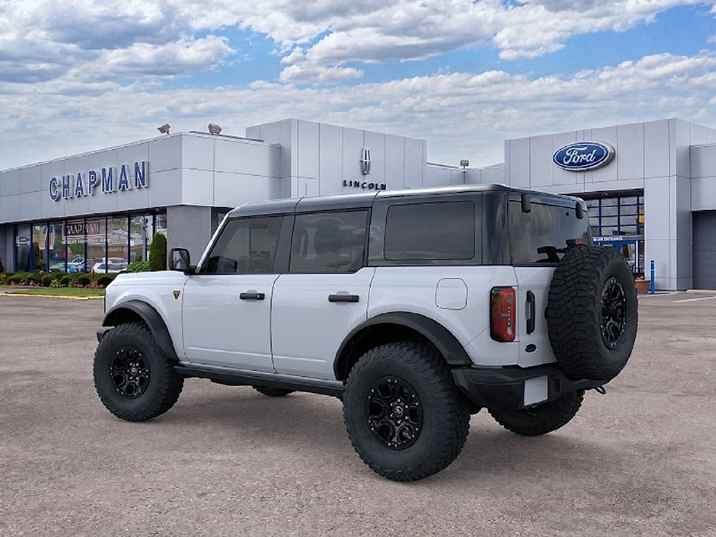 New 2026 Oxford White Ford Badlands® image 4