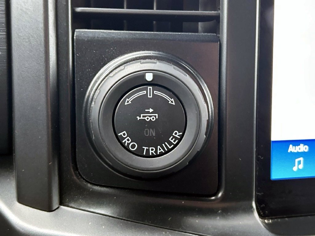 Used 2024 Gray Ford XLT image 25