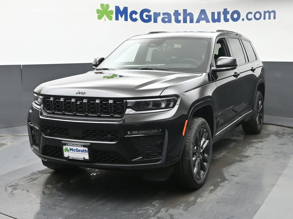 New 2026 Diamond Black Crystal Pearl-Coat Exterior Paint Jeep Limited image 22