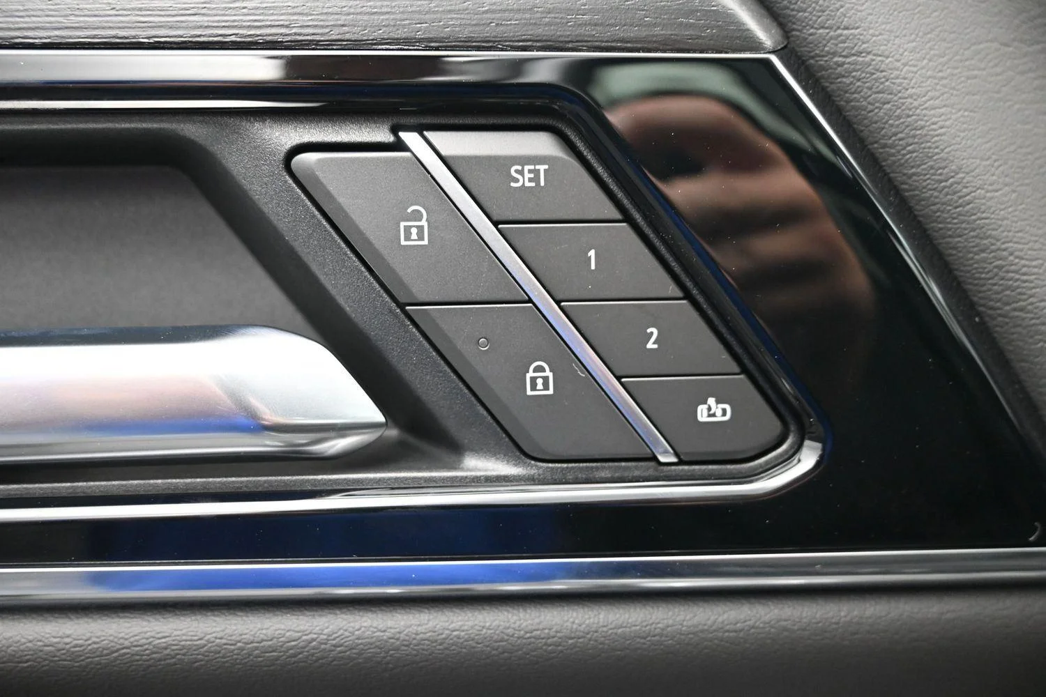 New 2026 Sterling Metallic GMC Denali image 27