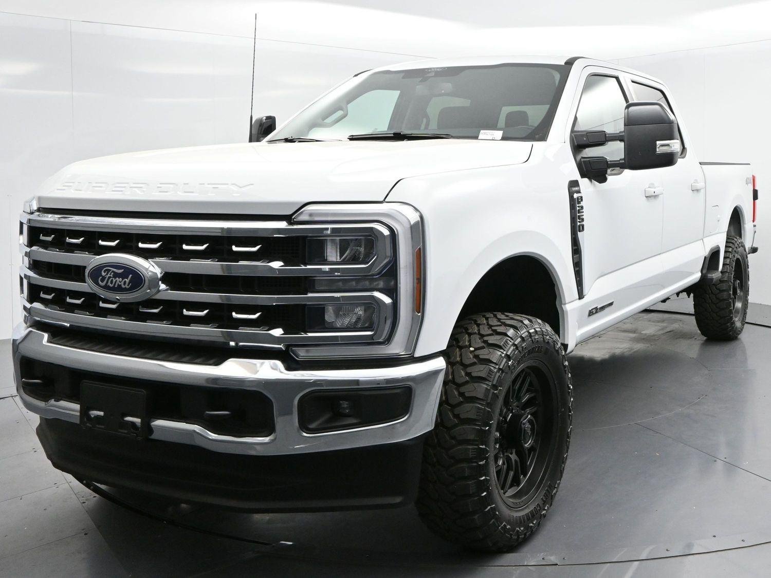 Used 2024 Oxford White Ford LARIAT image 3