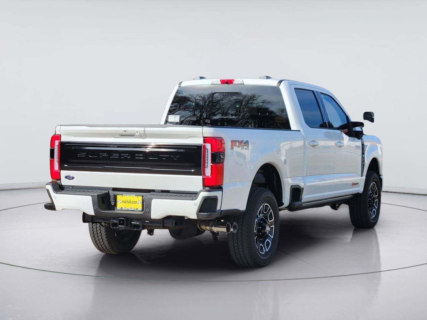 New 2026 Star White Metallic Tri-Coat Ford F-250® Platinum® image 4