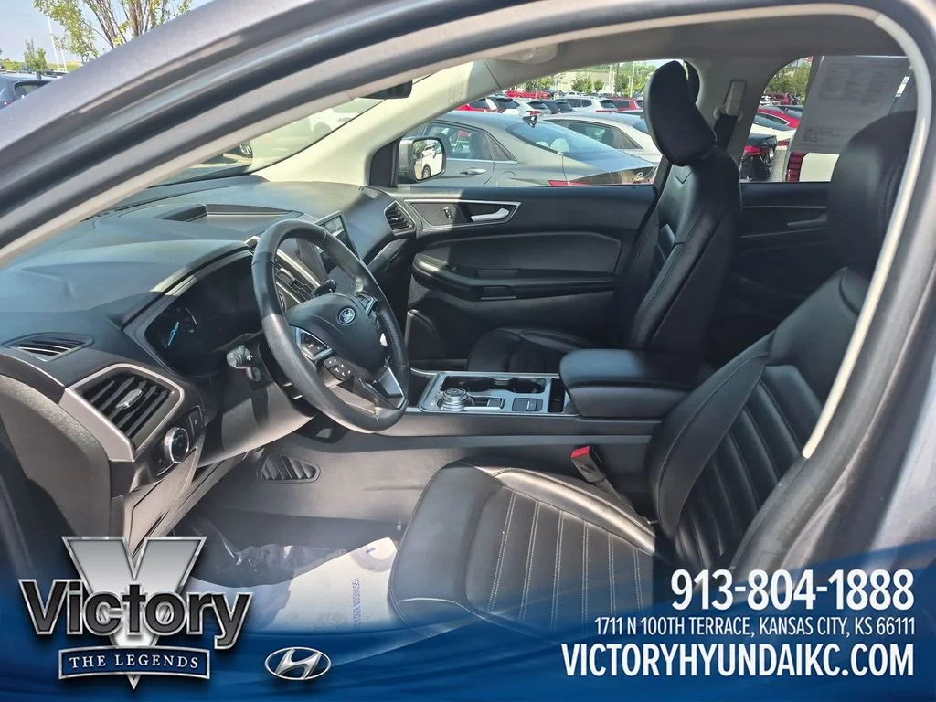 Used 2024 Gray Ford SEL image 11