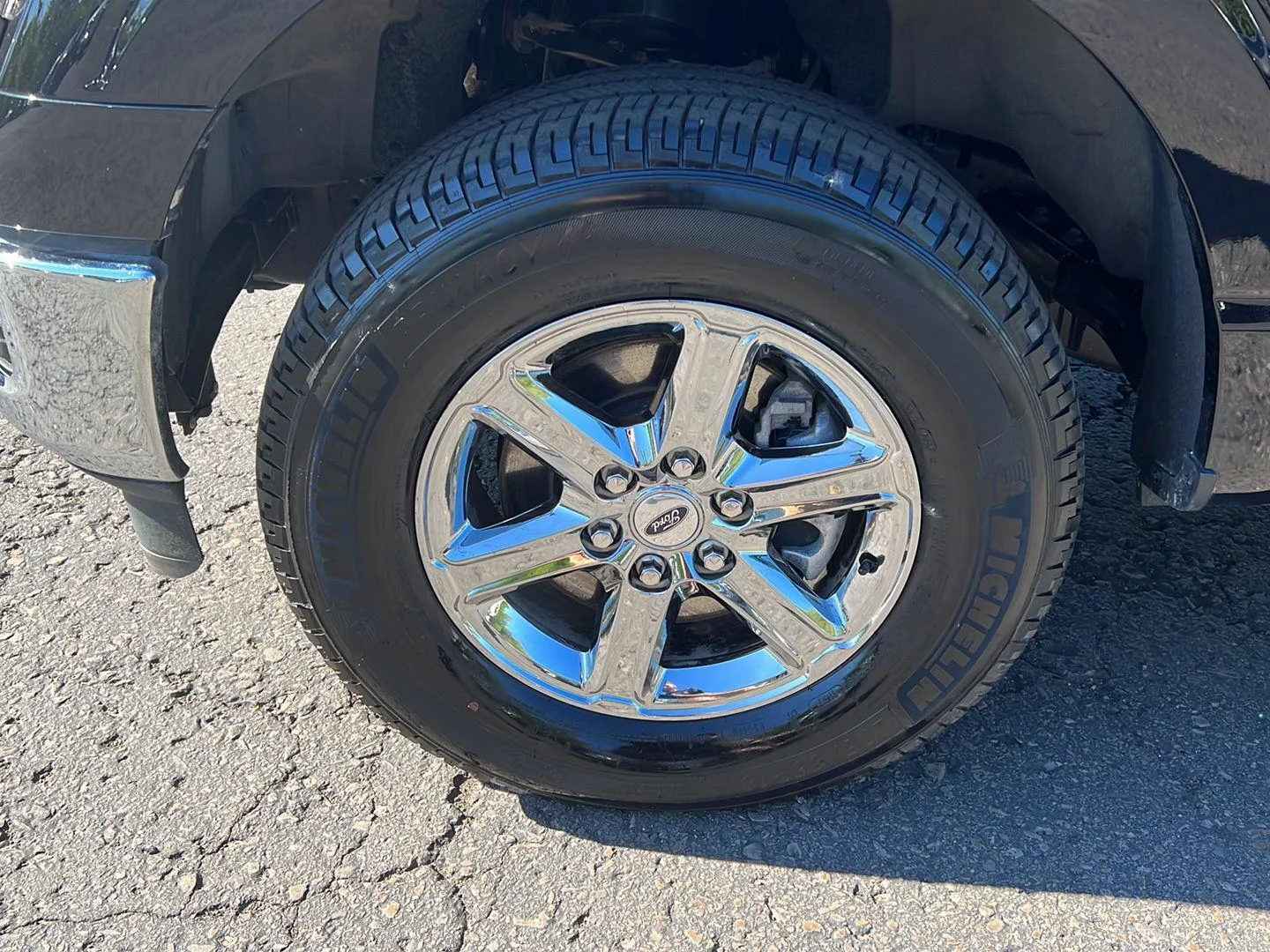 Used 2025 Agate Black Ford XLT image 23