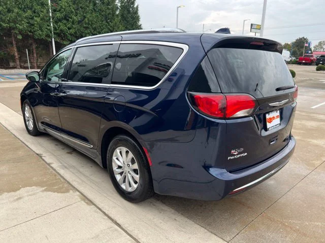 Used 2018 Blue Chrysler Touring L Plus image 5