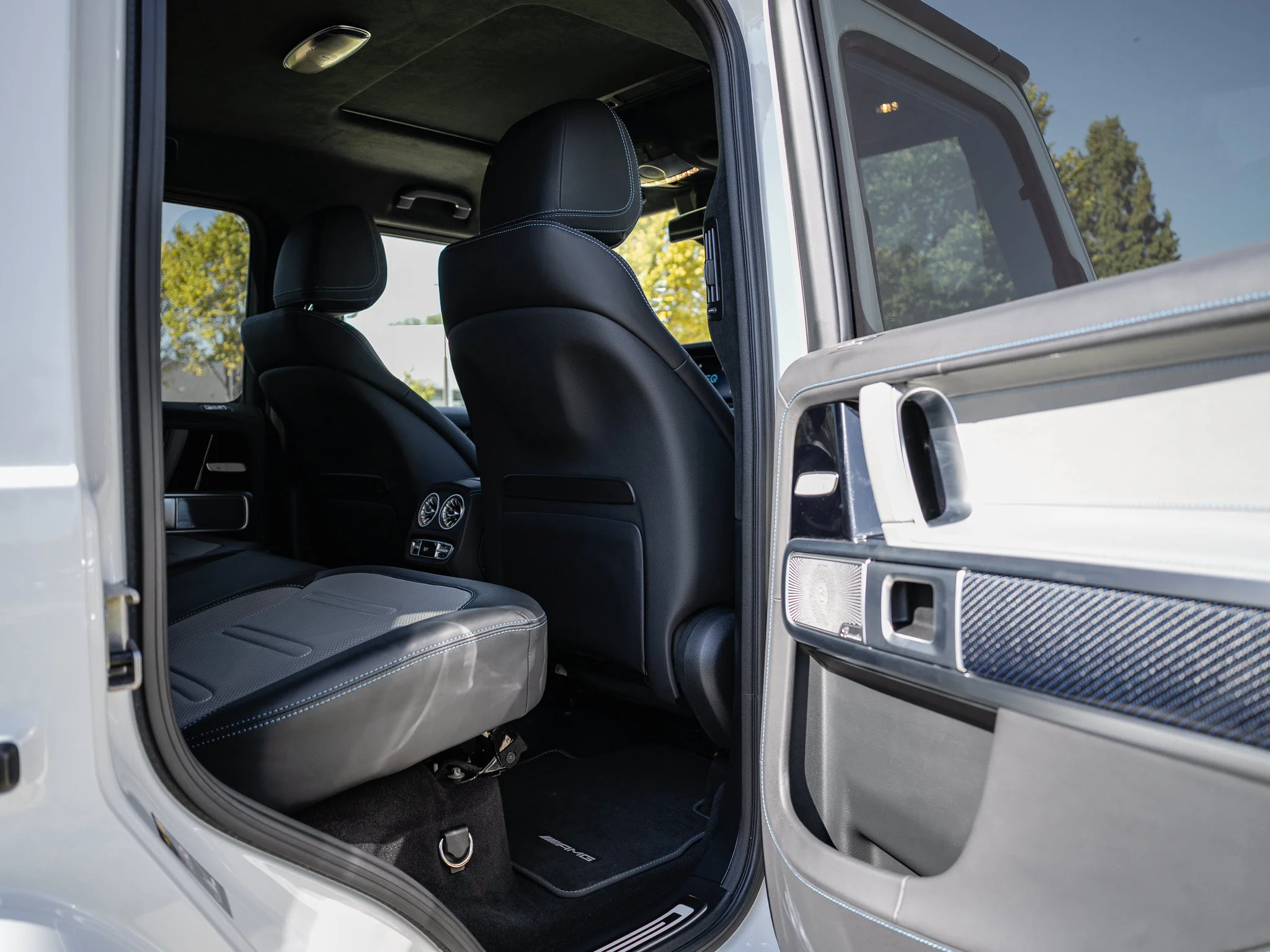 Certified Used 2025 Moonlight White Mercedes-Benz G 580 image 36
