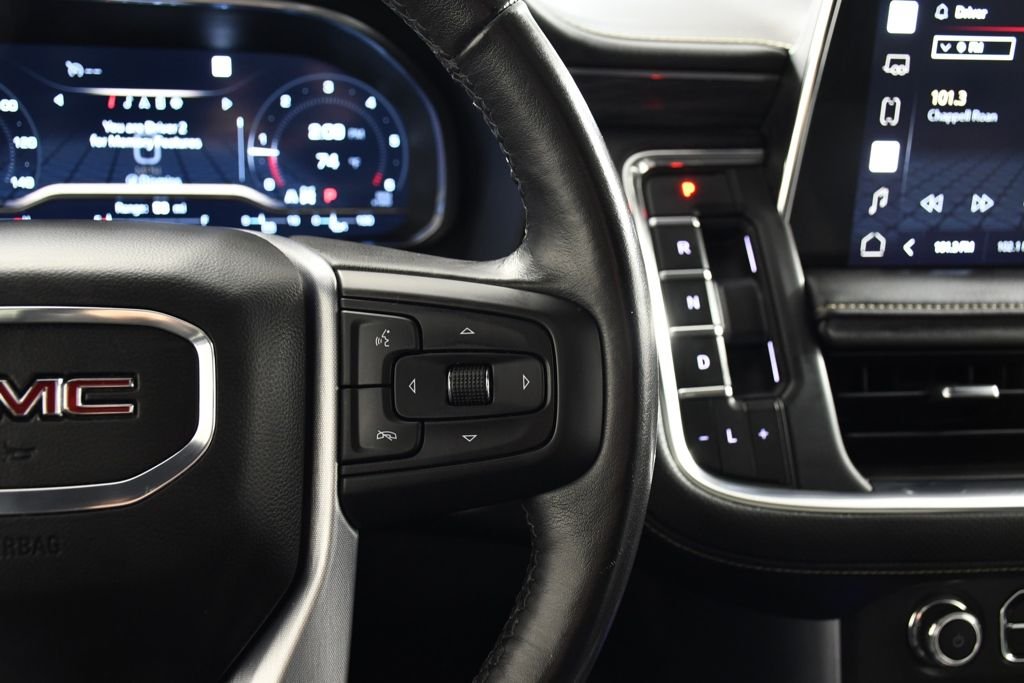 Used 2022 White Frost Tricoat GMC SLT image 29