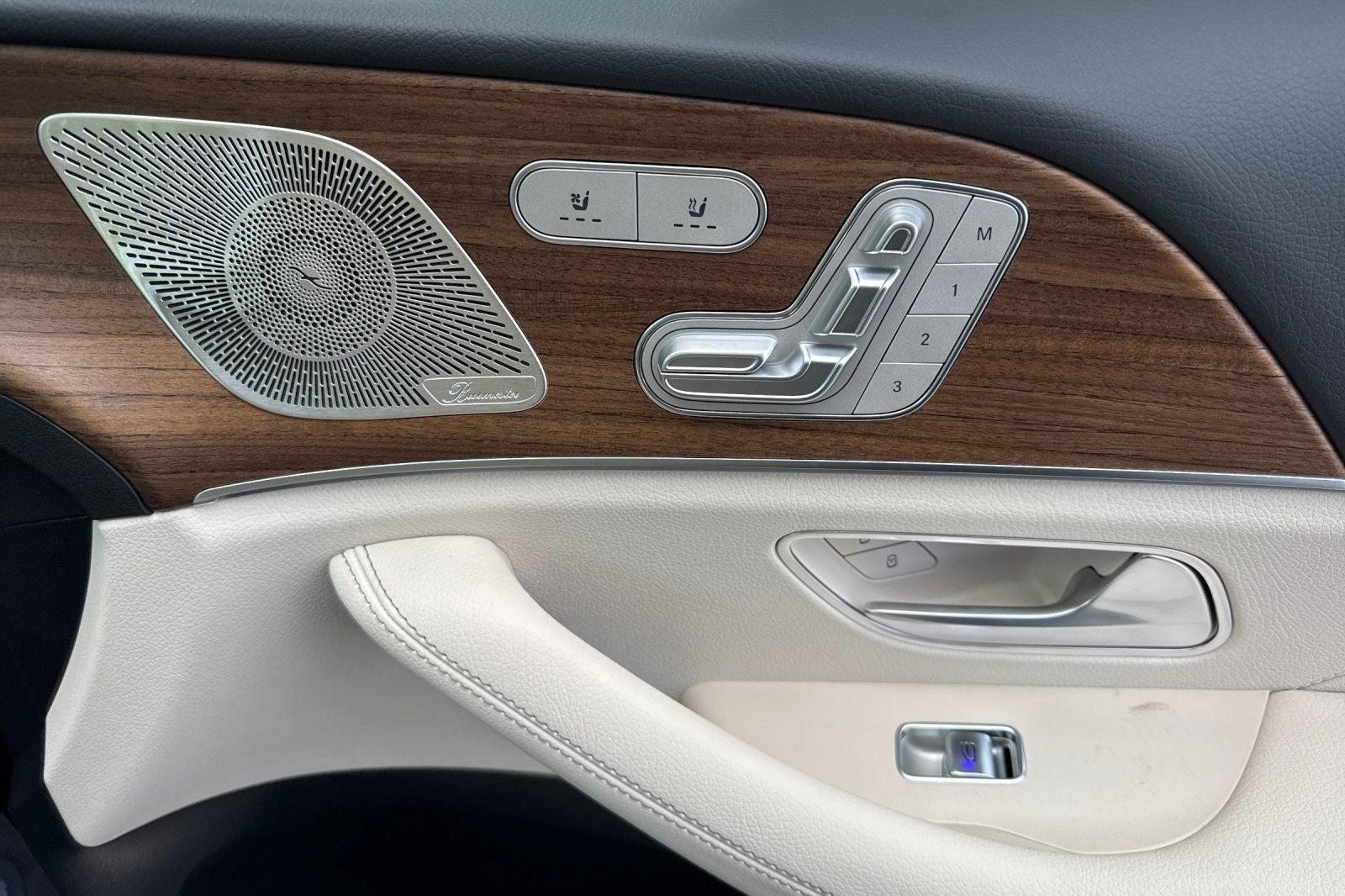 New 2026 Twilight Blue Metallic Mercedes-Benz GLS 450 image 36