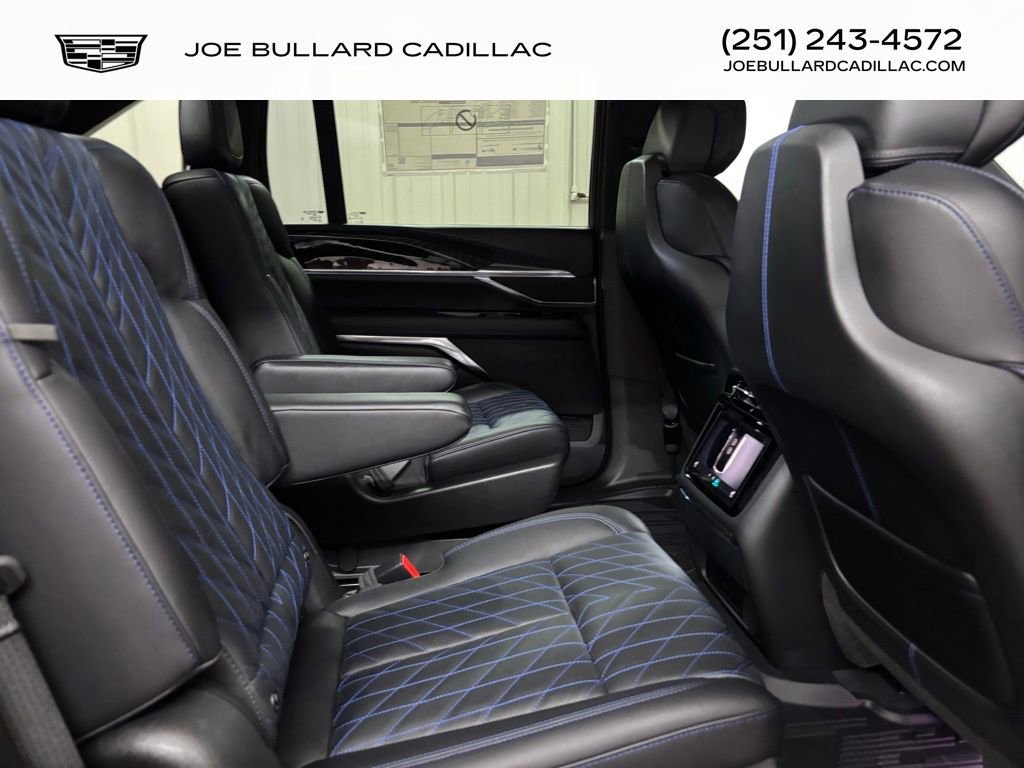 2026 Cadillac Escalade IQ Sport - Photo 19
