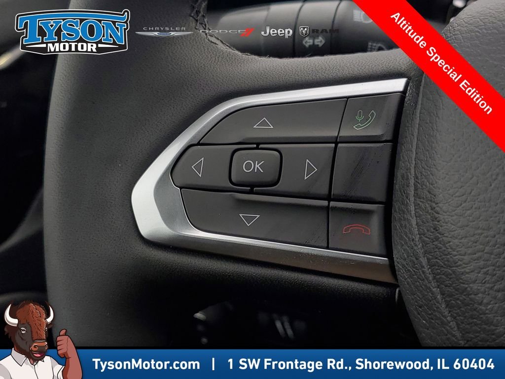 New 2026 Hydro Blue Pearlcoat Jeep Latitude image 21