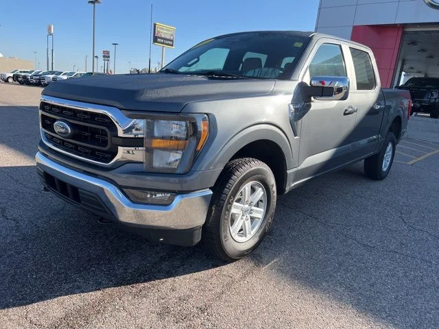 Used 2023 Gray Metallic Ford XLT image 7