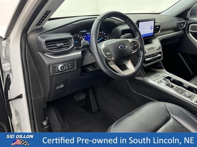 Used 2021 Star White Metallic Tri-Coat Ford XLT image 16