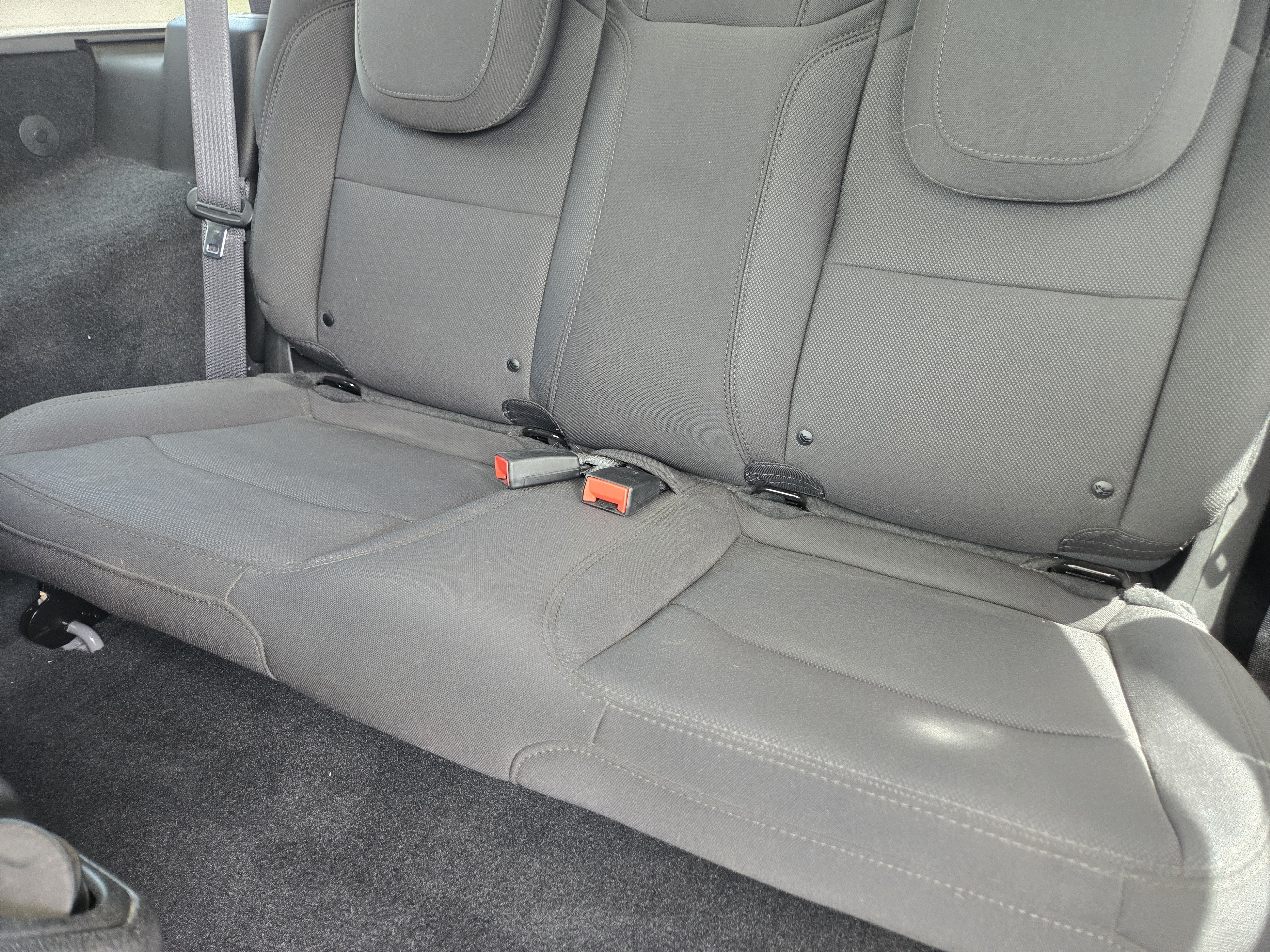 Used 2023 Sting-Gray Clearcoat Jeep Sport S image 28