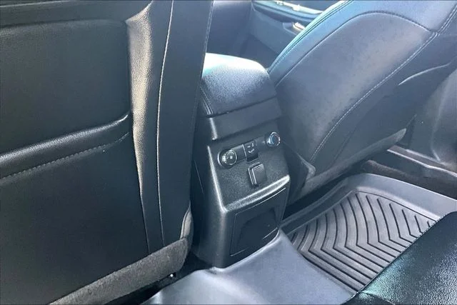 Used 2017 Gold Ford XLT image 25