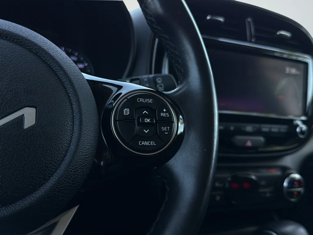 Certified Used 2022 White Kia X-Line image 18