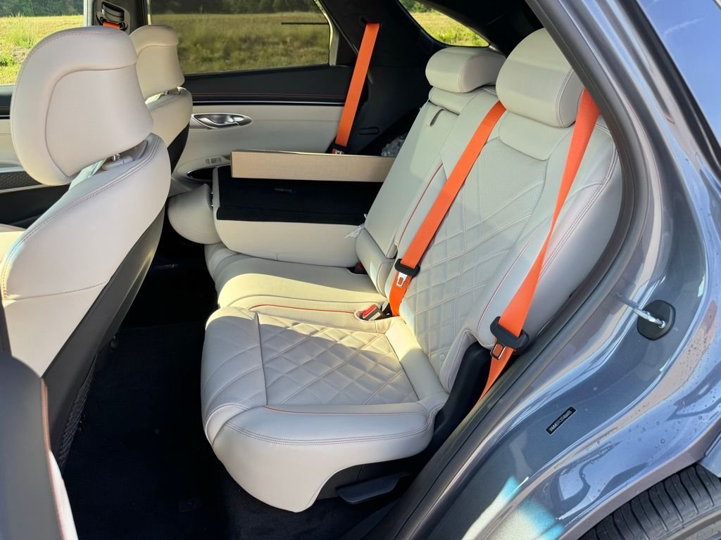 2026 GENESIS GV70 Sport Prestige - Photo 23
