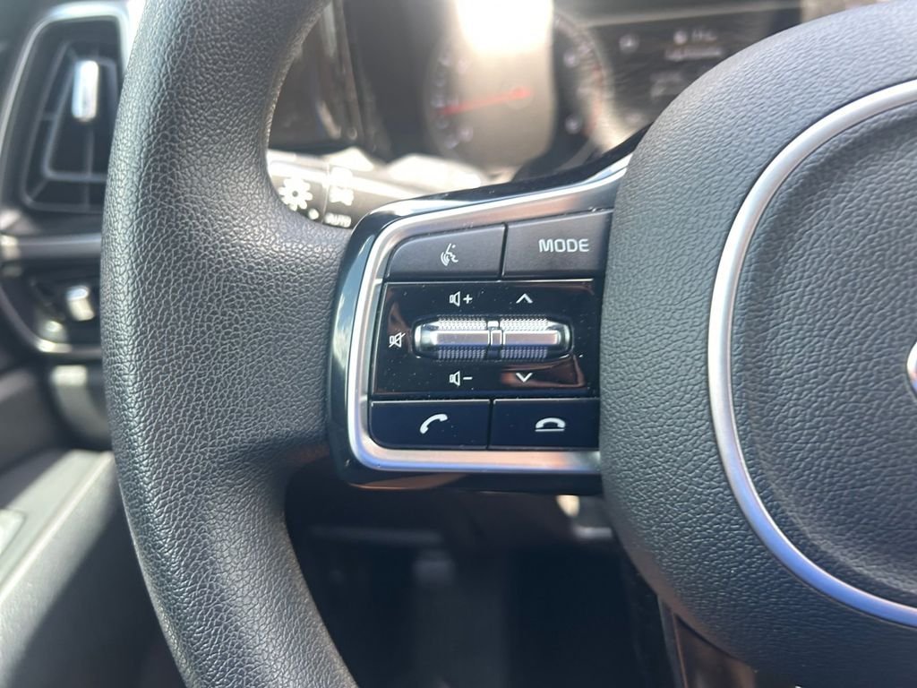 Used 2021 Silver Kia LX image 31