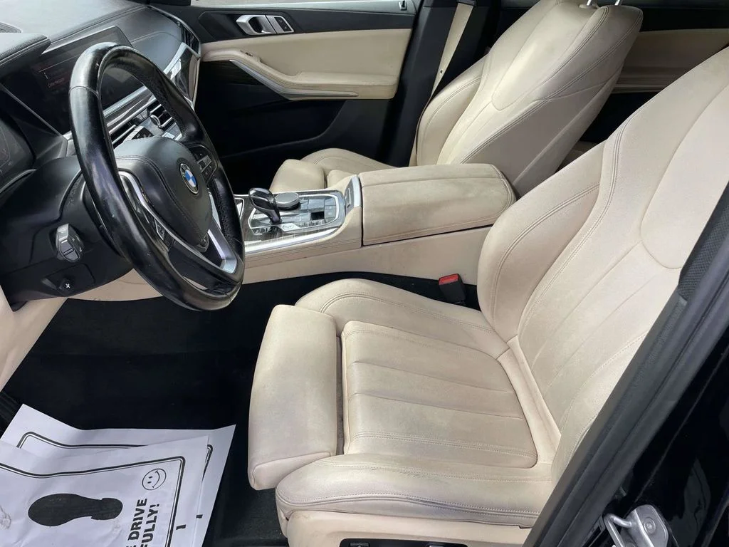 Certified Used 2019 Black BMW xDrive40i image 13