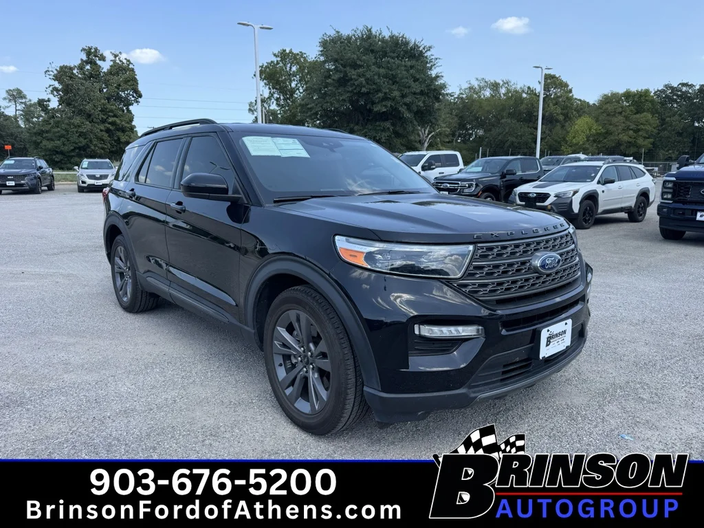Used 2023 Agate Black Metallic Ford XLT image 3