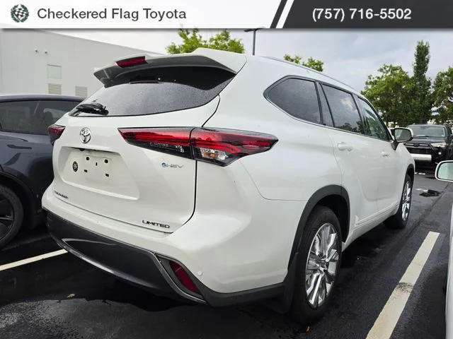 Used 2026 Wind Chill Pearl Toyota Limited image 6