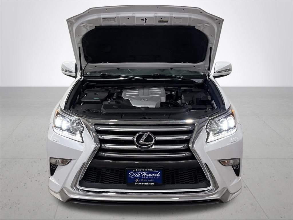 Used 2019 Starfire Pearl Lexus 460 image 5
