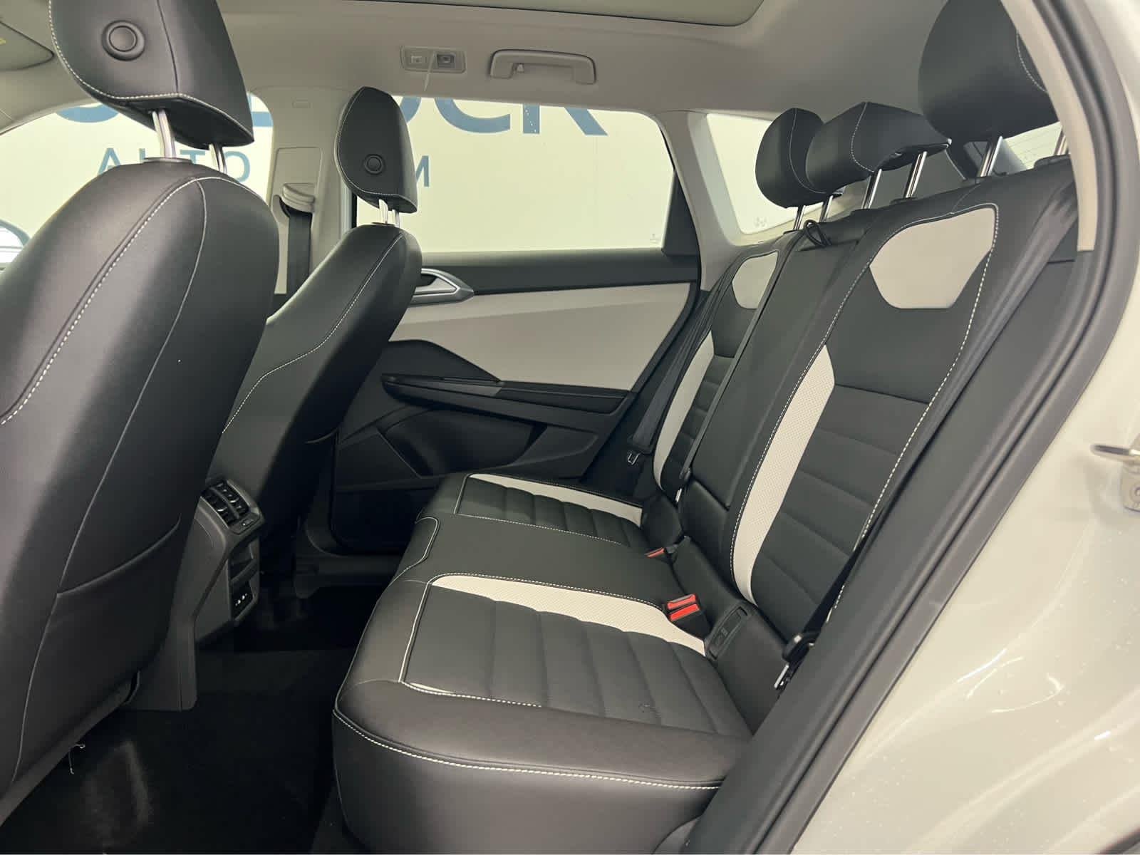 New 2026 Pure White Volkswagen SEL image 26