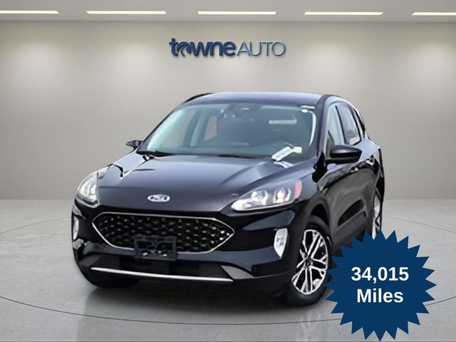 Used 2022 Black Ford SEL image 1